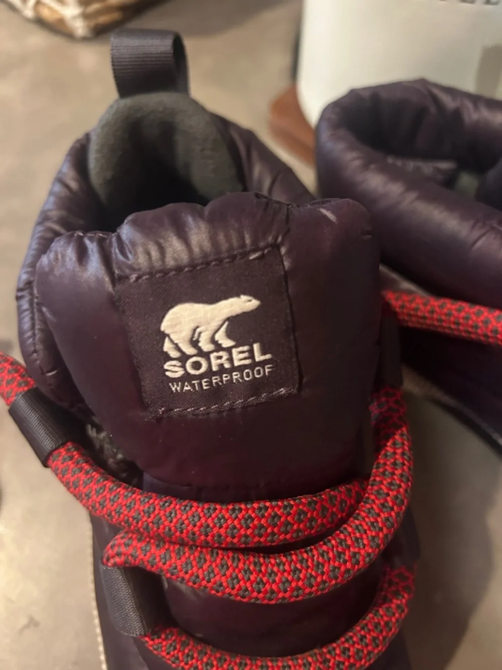 Sorel Out n About Puffy Snow Rain Waterproof Boots Plum FREE PEOPLE Sz 7